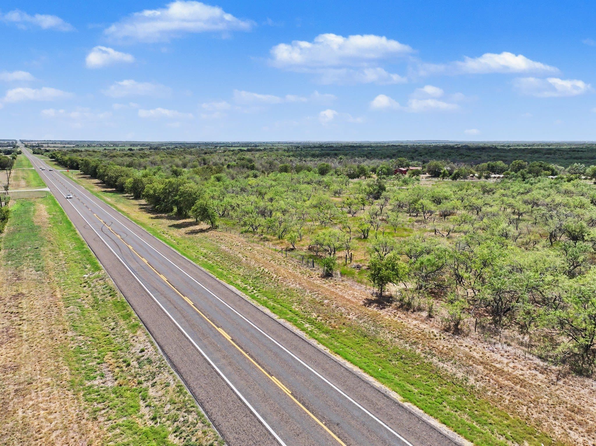 194 LCR 614, Groesbeck, TX 76642 — photo 25