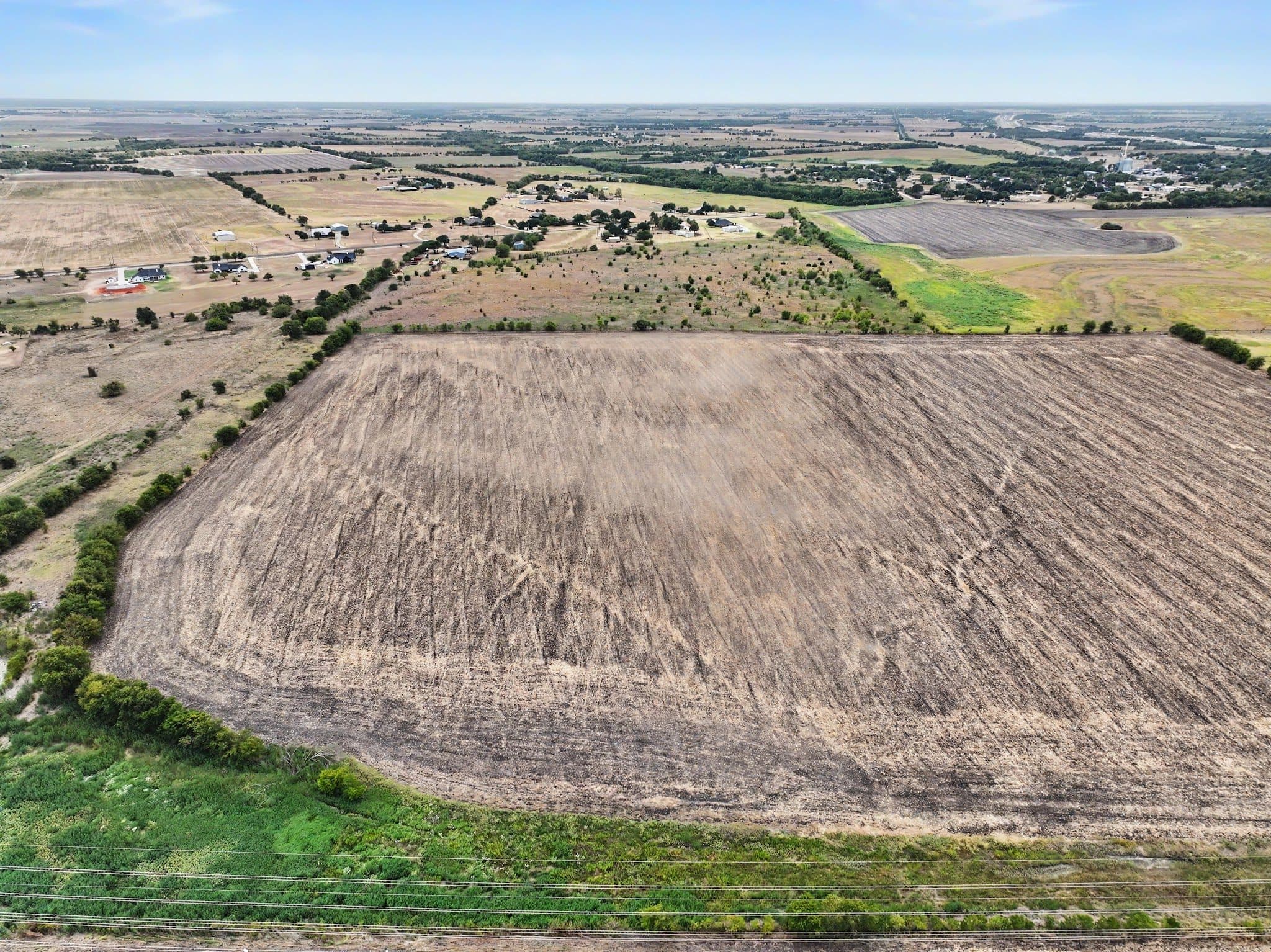 272 HCR 3106, Abbott, TX 76621 — photo 7