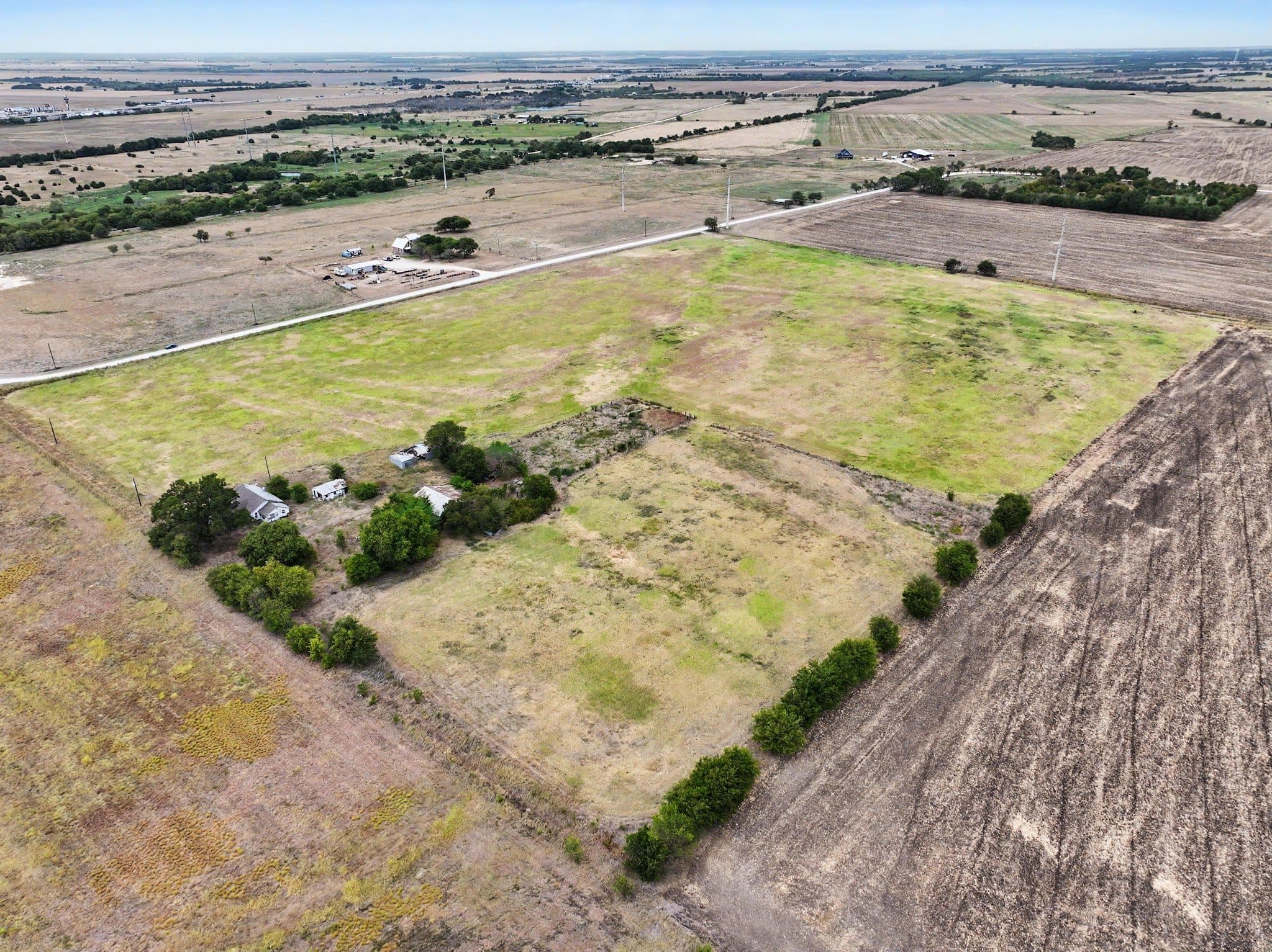 272 HCR 3106, Abbott, TX 76621 — photo 16